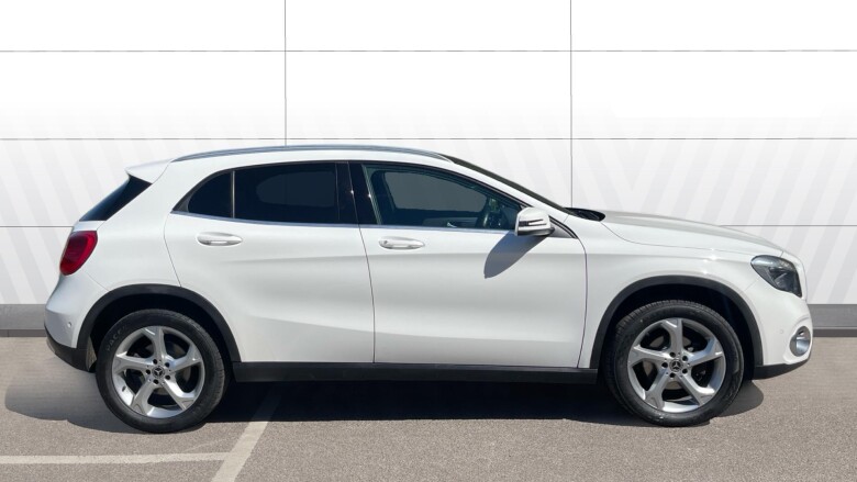 Mercedes-Benz GLA 200d 4Matic Sport 5dr Auto Diesel Hatchback